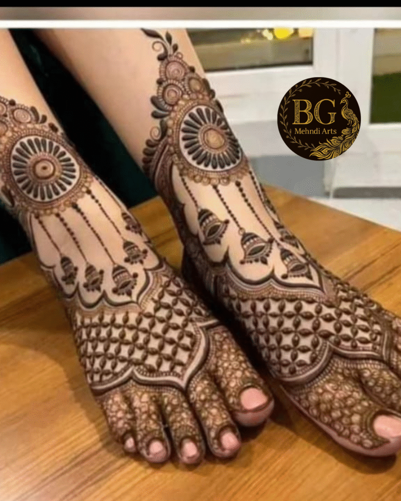 navratri mehndi artist in gurgaon