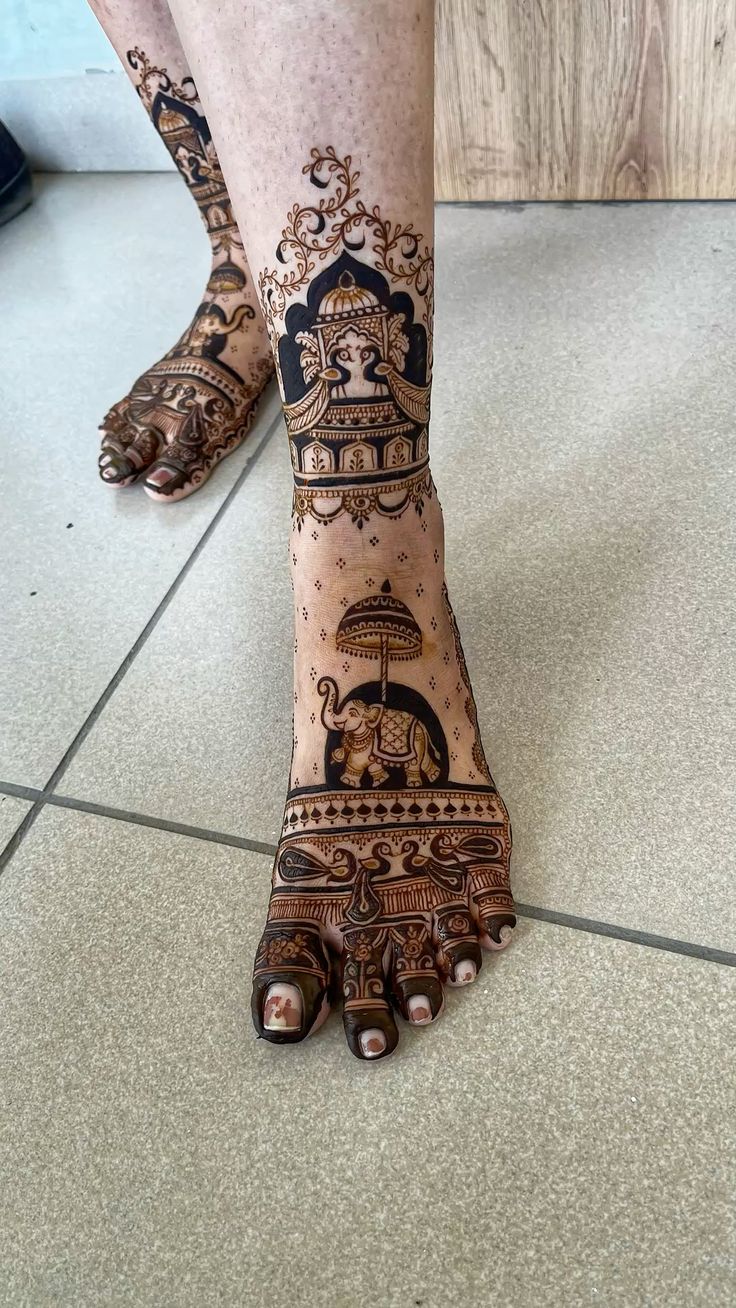 Arabic Rose Foot Mehndi Design for Festivals mehndi design