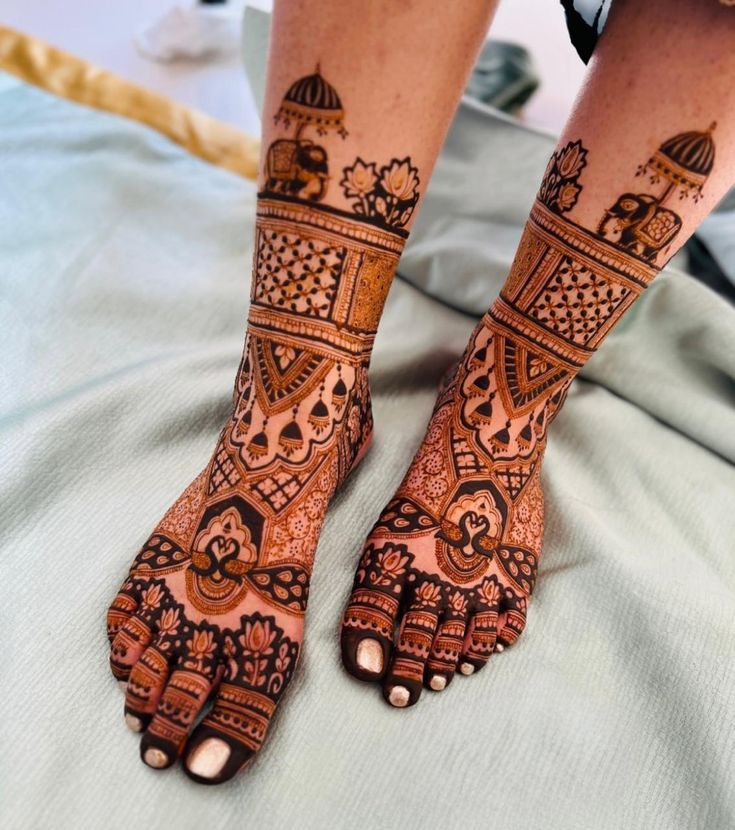 Elegant Floral Feet Mehndi Design for Brides mehndi design